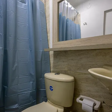 Apartamento Familiar En Centro Historico De De Indias, Colombia *