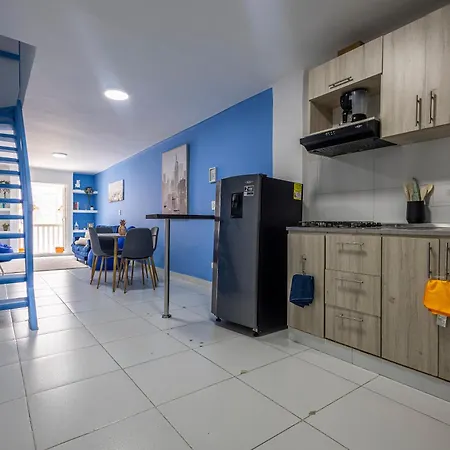 Apartamento Familiar En Centro Historico De De Indias, Colombia Apartamento *